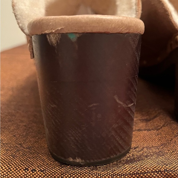 UGG Chestnut Shearling Lined Slides Clogs Size 7M - Picture 6 of 8